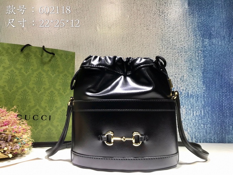 Gucci Handbags 881